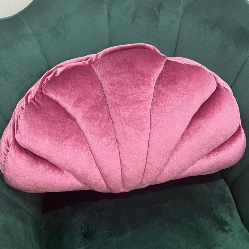Pink seashell pillow
